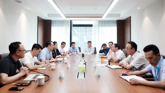 大连博涛文化副总裁白林灏一行到访jch金彩汇集团