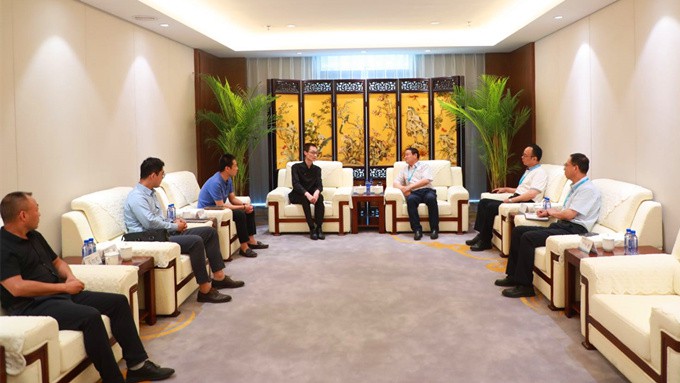 jch金彩汇集团与山海经研究院洽谈项目合作事宜