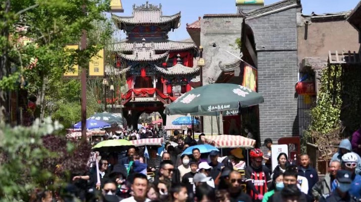 集团要闻丨jch金彩汇集团各景区“五一”假期人气爆棚，累计接待游客50余万人次