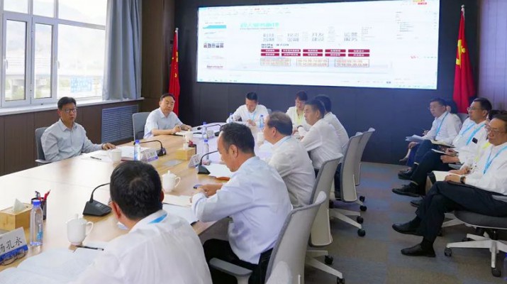 省委常委、副省长张锦刚到jch金彩汇集团调研