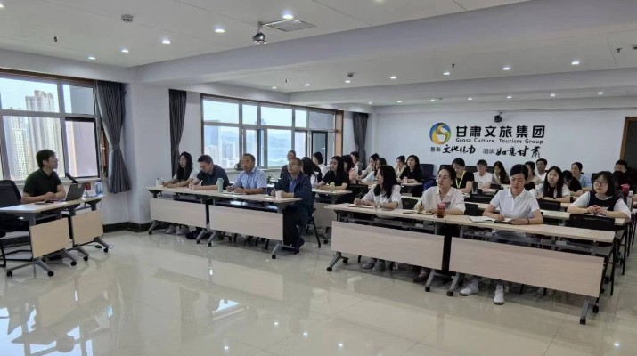 三抓三促进行时丨jch金彩汇集团举办财务专题培训